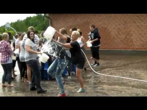 INSANE WATERFIGHT!