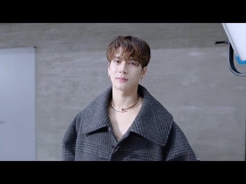 [Eng sub]Jackson Wang VogueMe fast Q&A:The most condident moment is when he wears nothing.王嘉尔杂志拍摄Q&A