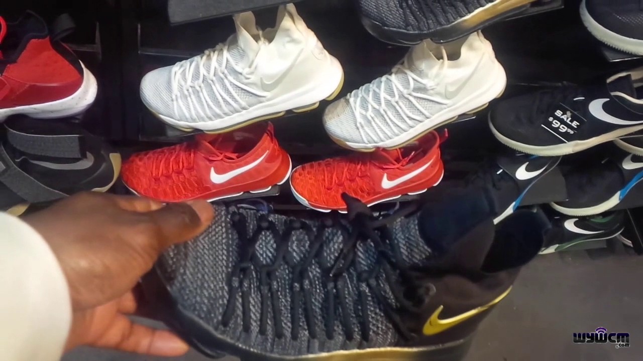 The BEST Nike Outlet Vlog From Toronto 