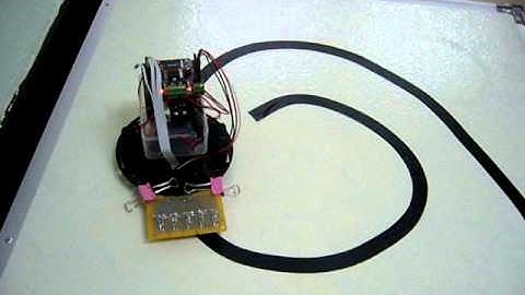 Line Tracing Robot (自走車) = Arduino + CNY70 + L298N