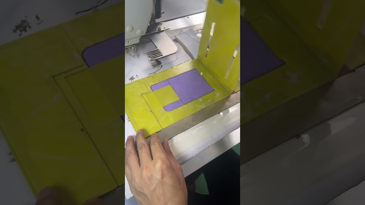 REER Computerized Pattern Sewing Machine – Precision Leather Stitching Automation for Bags & Belts