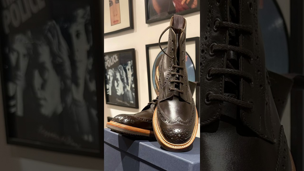 Trickers Stow Cafe Burnished Boot With Commando Sole