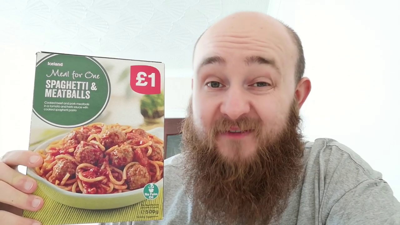 Meal For One Spaghetti & Meatballs -- Iceland -- Snack Tube - YouTube