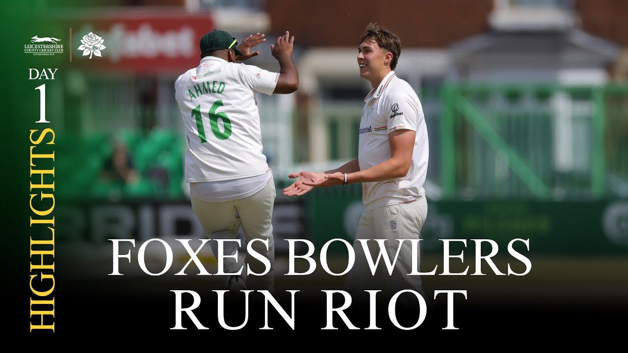 HIGHLIGHTS | Bowlers Run Through Lancashire