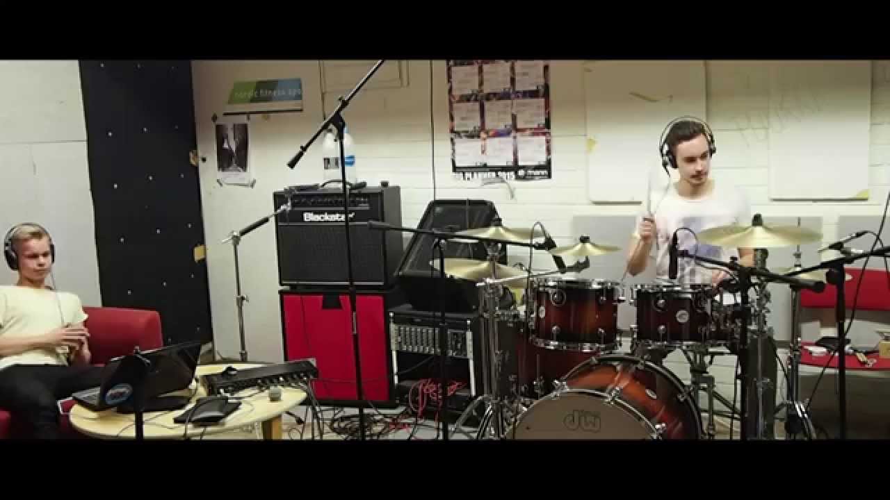 Nantsi: Reggae drum recording with M-Audio Fast Track Ultra 8R