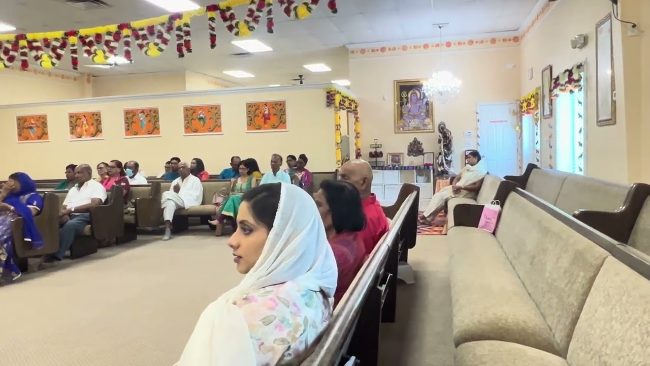 Sunday Special Pooja ! Beautiful Bhajan & Satsang 