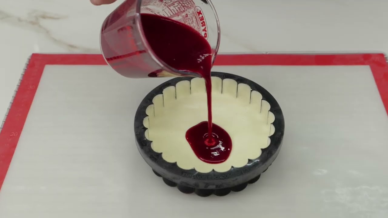 Pavoni C'est la vie Cake Mould (Ø18cm) | Panier des Chefs