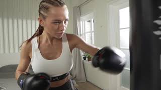 Swift Smart Boxing Gloves