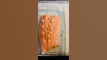 BAKED SALMON- Simple delicious moist baked salmon recipe