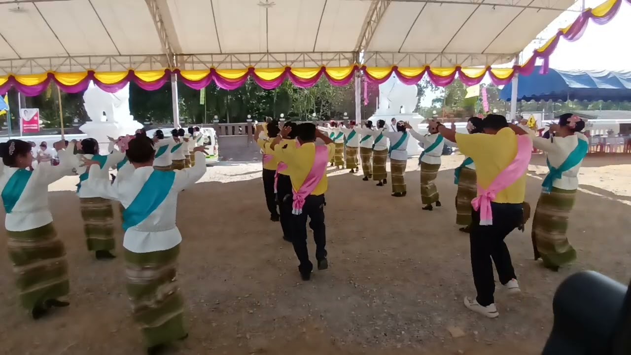 ฟ้อนงานปอยหลวงวัดบ้านใหม่พัฒนา