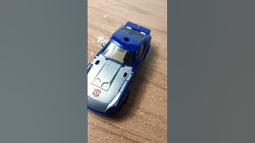 Buzzworthy Bumblebee Silverstreak #toy #review #stopmotion #transformers #animation #fyp #shorts #s