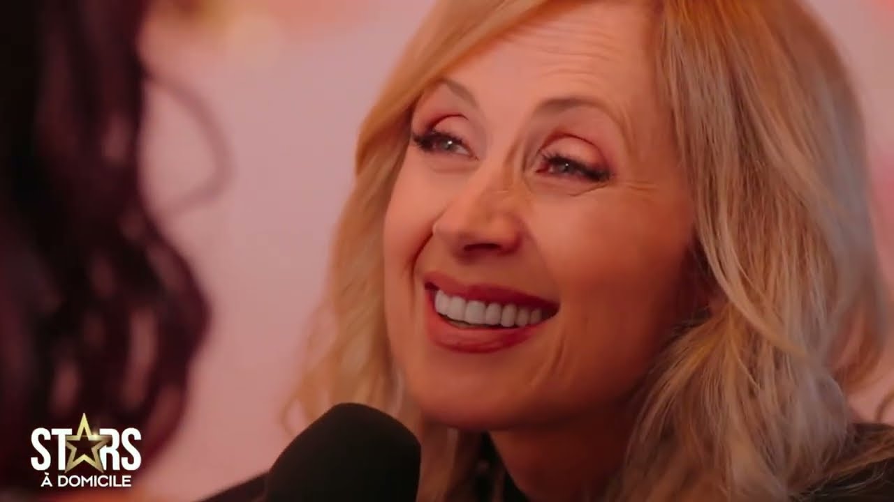 Lara Fabian – Stars à Domicile France, 2025 (Sub. español)