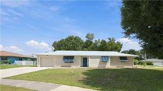 5990 Milne Cir, NORTH FORT MYERS, FL Presented by Kim Pojeta.