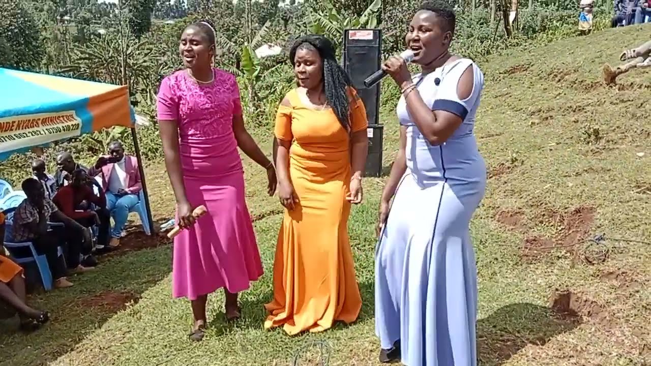 single mum live performance trizzah home coming