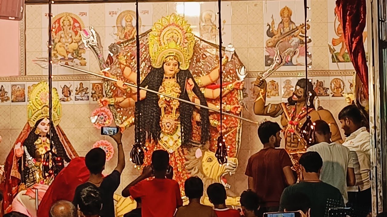 Durga Puja visarjan kesa lag raha hai btana