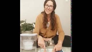 Chameleons at home - Do oranges sink or float?