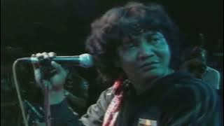 iwan fals - esek esek udug udug (nyanyian ujung gang)