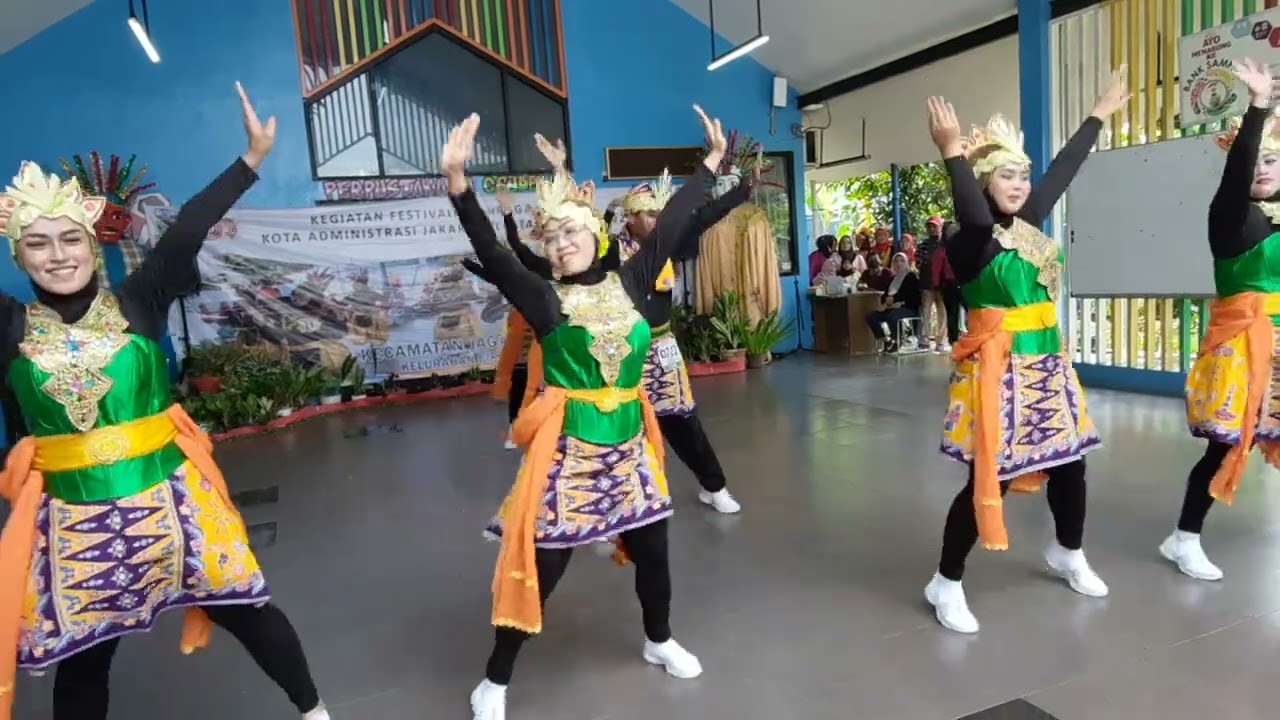 Peserta 0712 Lomba Senam Kreasi Jali-Jali Tingkat Kelurahan Cipedak Kecamatan Jagakarsa