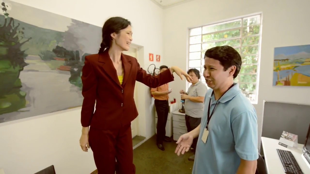 Comédia - cena Ligia Yamaguti