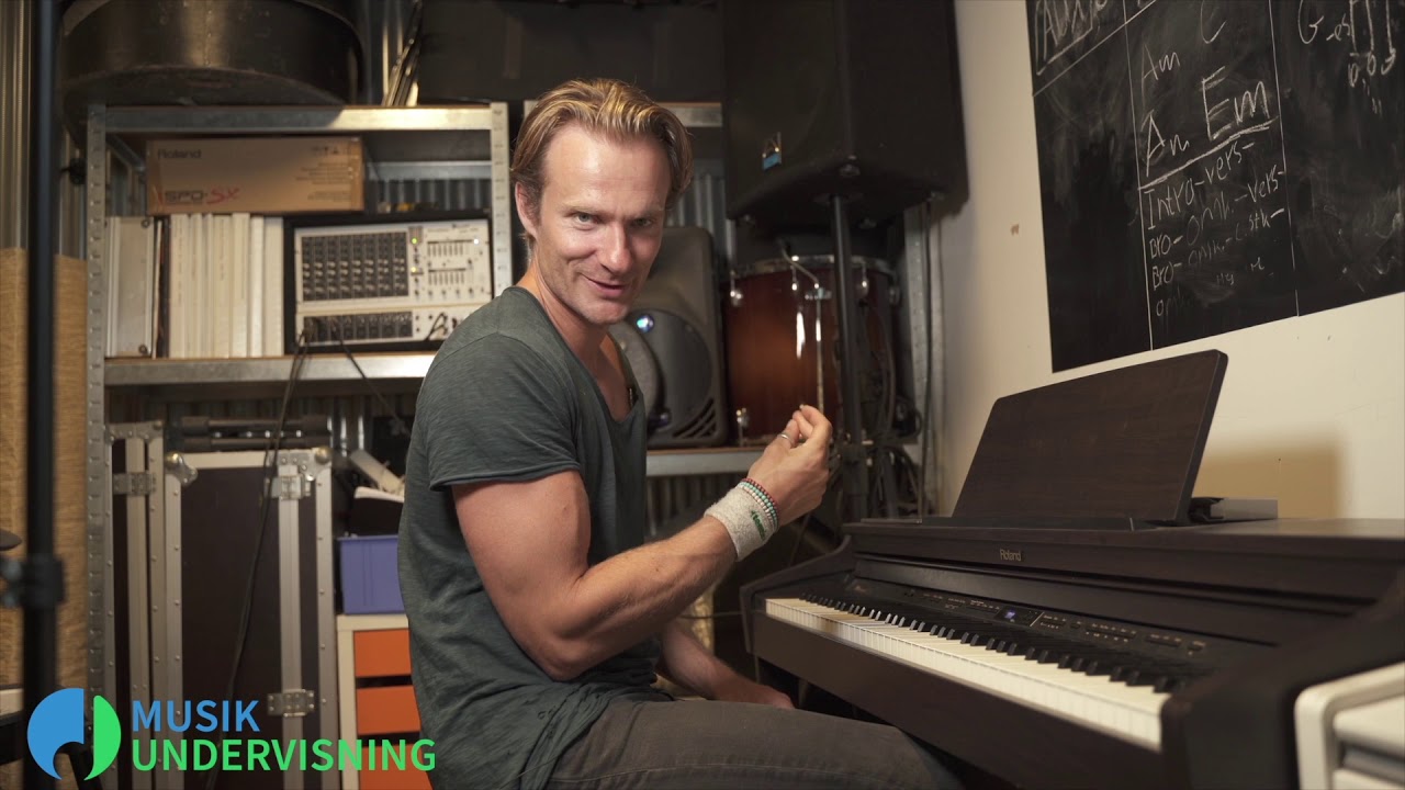 Lær at spille klaver - spil en sang på klaver - online klaverundervisning - del 3/3