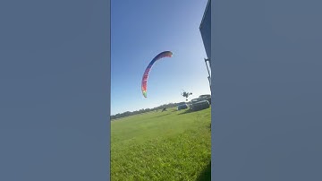 what do you think this pilot should have done differently?          #crash #paramotor #paraglider