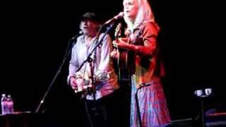 My Antonia- Emmylou &amp; Buddy Miller Cayamo Early Show