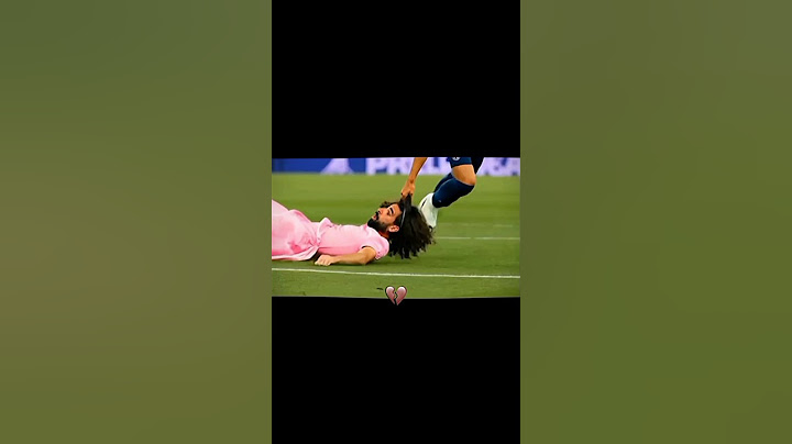 Joao Neves pulls cucurella hair😂#football #funny #viralvideo #trending