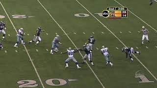 Donovan McNabb's Unbelivable Scamble \& Throw vs the Cowboys (HD) - 2004 Week 10