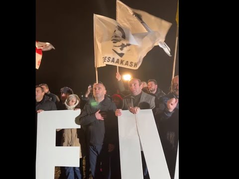 ლევან ხაბეიშვილის თაოსნობით, მიხეილ სააკაშვილს დაბადების დღე მიულოცეს