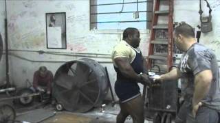 Johnnie Jackson Powerlifting Training pt 1 12-20-11