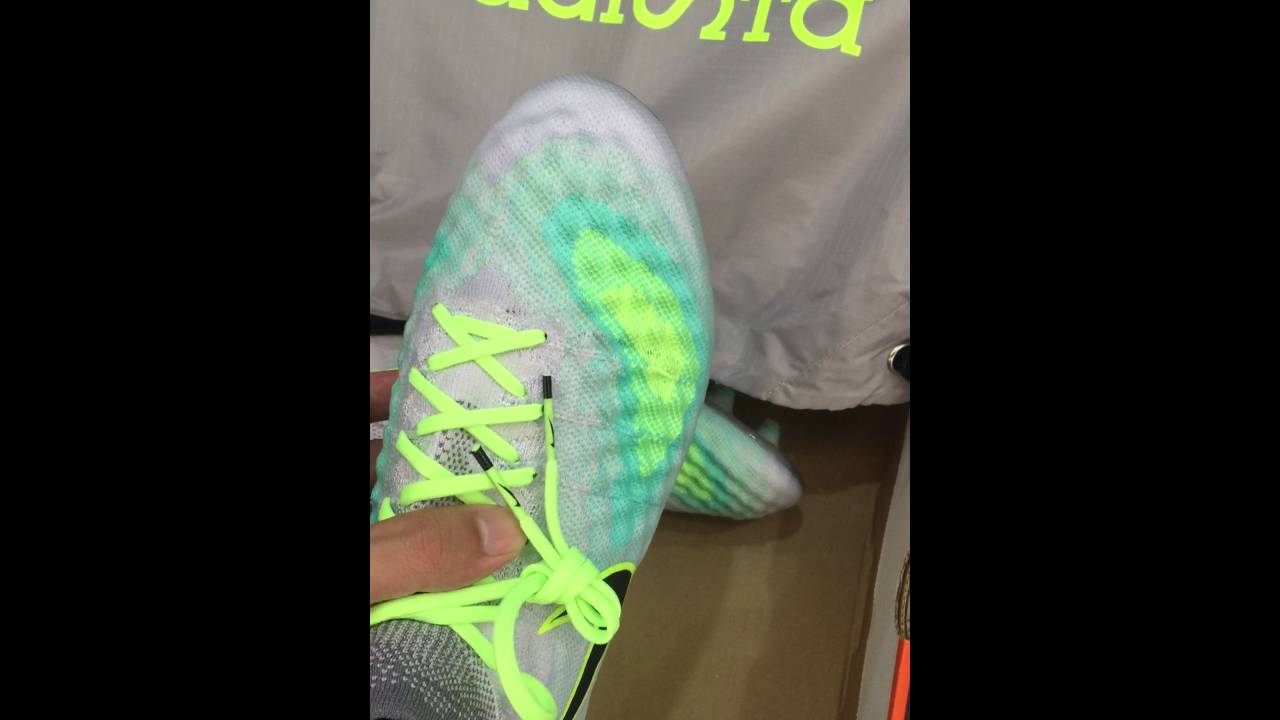 sportscleatsmalls.com-Unboxing Nike Magista Obra II Pure Platinum/Black/Ghost Green