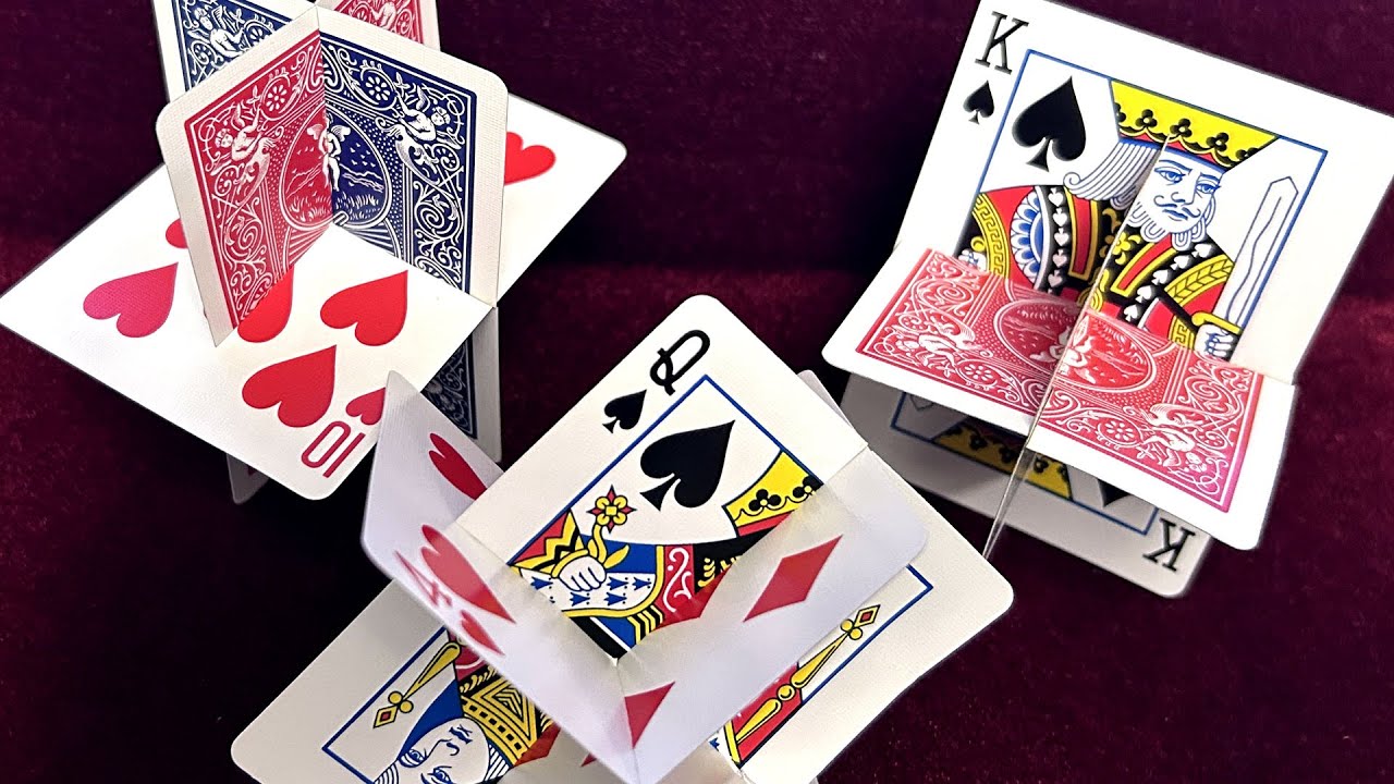 Три карточки Киригами с изображением Бурра