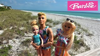 Barbie New Beach House Story with Barbie Sister Chelsea and Barbie and Ken Playing on the Beach