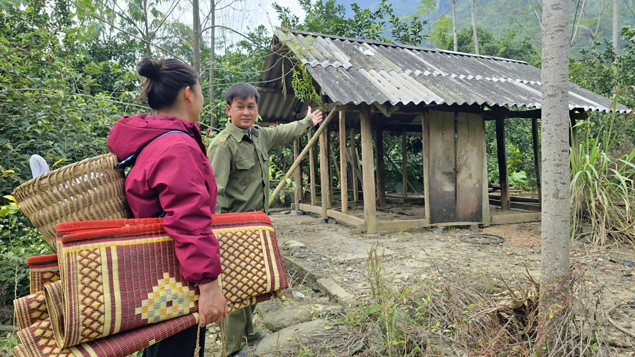 kind policeman gives an abandoned house to single mother,  life begins from zero