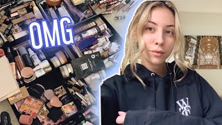 THROWING AWAY MY MAKEUP! DECLUTTERING AND ORGANIZING MY MAKEUP COLLECTION