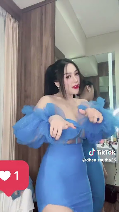 No bra with Dhea zautha #tiktok #shorts #fyp