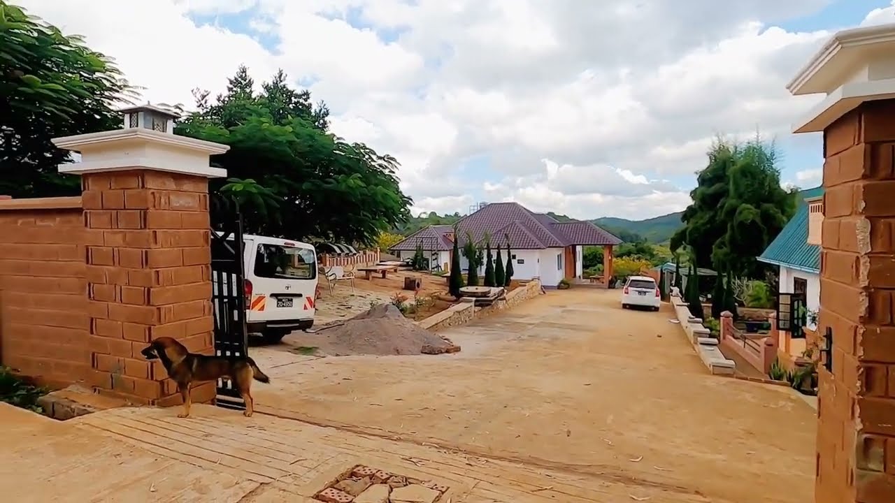 ပြင်ဦးလွင်မြို့၊ အင်းထိပ်ဦးရွာ။ ပေ 110*210/ ၁၈၀၀ သိန်း။ 09401517799, ကိုနန္ဒ