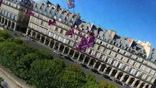 Les chaises volantes au jardin des Tuileries