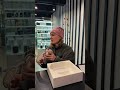 Распаковка AirPods Max в магазине gorbushka_mocsow #распаковка #airpodsmax #наушники #apple