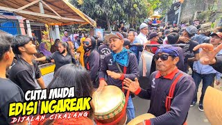 CUTA MUDA GROUP EDISI NGAREAK DIJALAN