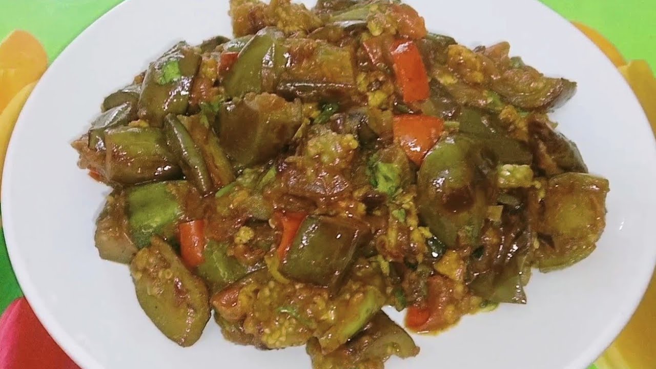বেগুন এইভাবে রান্না করলে মুখে স্বাদ লেগে থাকবে। ভাত রুটির সঙ্গে পরিবেশন করুন। Bagun recipe