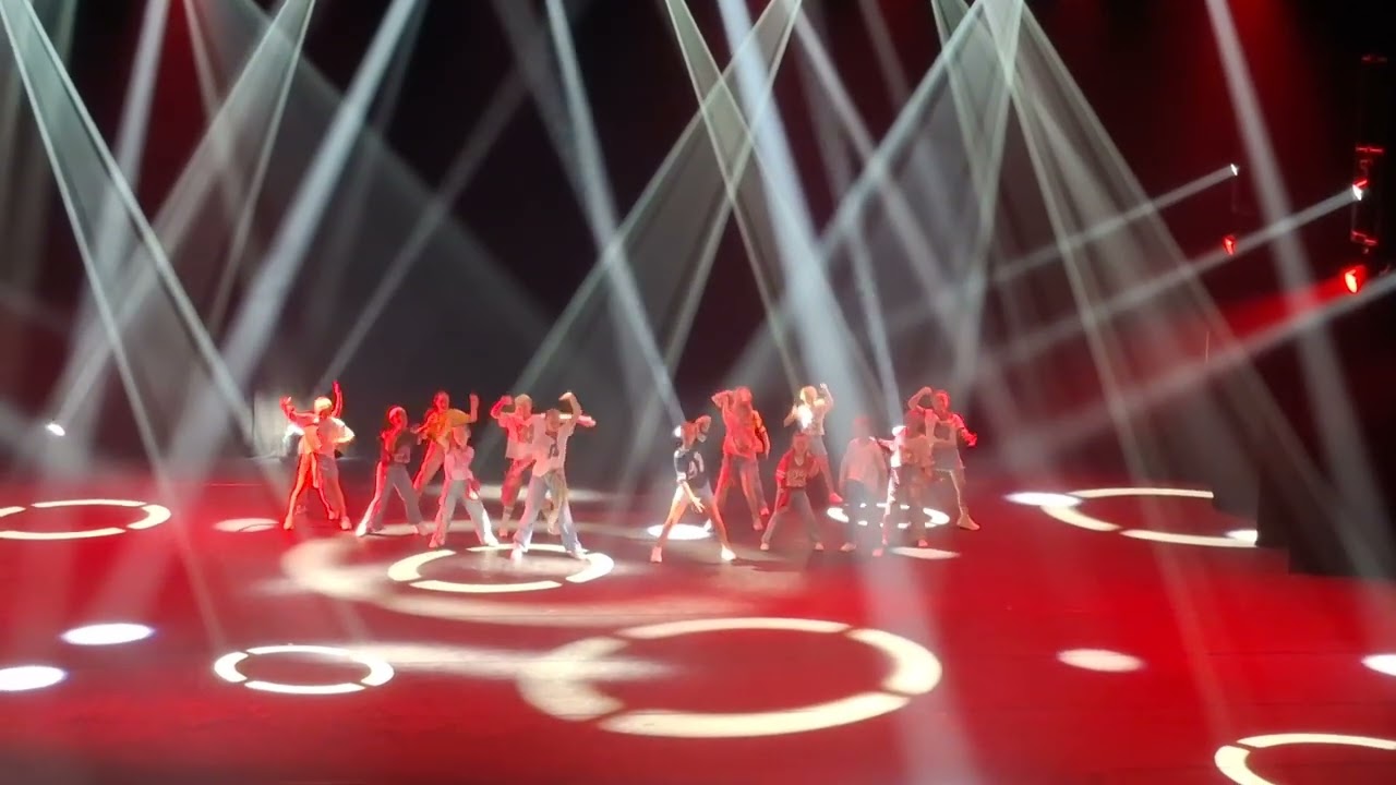 Eindvoorstelling  in de Spiegel