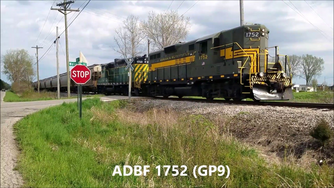 Chasing Highhood GP9's on the Adrian and Blissfield Railroad!!! YouTube