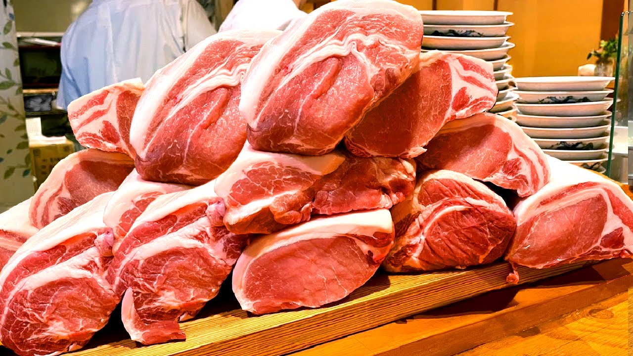 Ex SUMO Wrestler Makes 35KG BIGGEST Pork Cutlet in Japan Japanese food