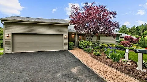 *SOLD* 735 Greens, Dallas, PA 18612 - Lewith & Freeman Real Estate