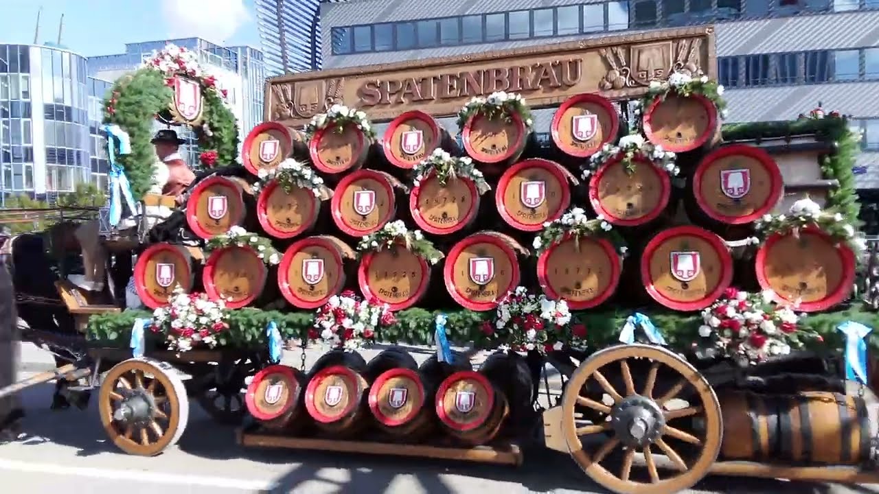 Münchner Oktoberfest, Hackerbrücke, Biertransport