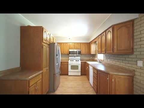 3117 Larkspur Dr, Waterloo, IA home video tour
