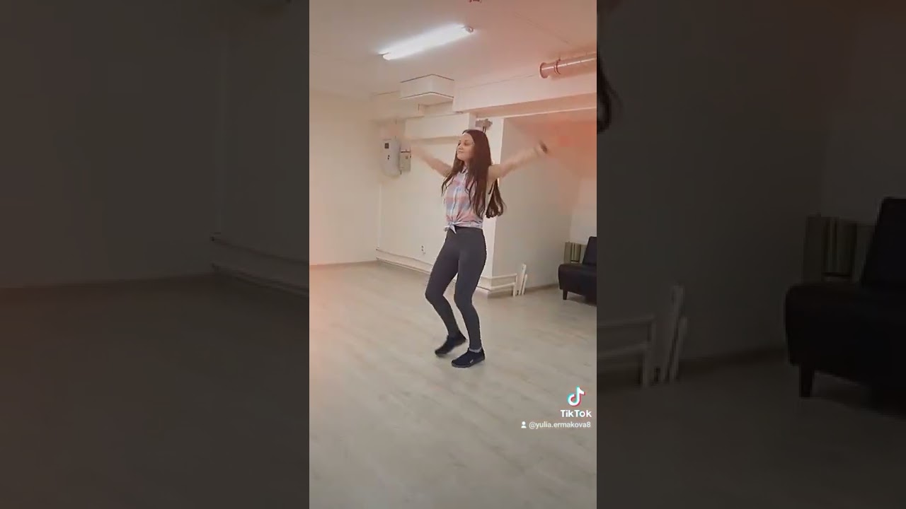 Танец, Мама я  танцую 2Маши  Zumba