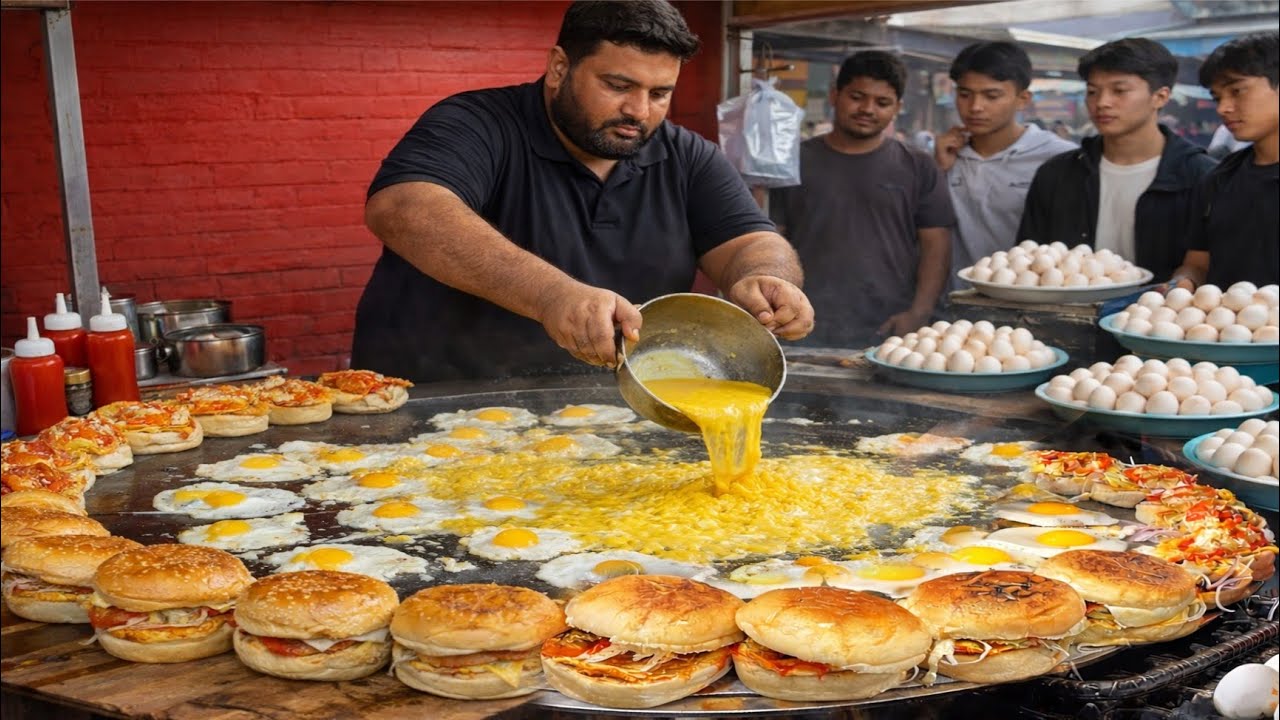 PAKISTAN'S STREET FOOD FAMOUS DOUBLE ANDA BURGER MAKING | SUPER FAST BURGER MAKING SKILLS 