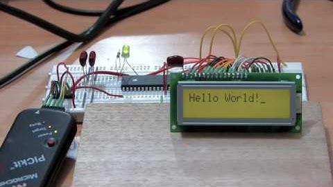 PIC18F4550 and LCD Module Test